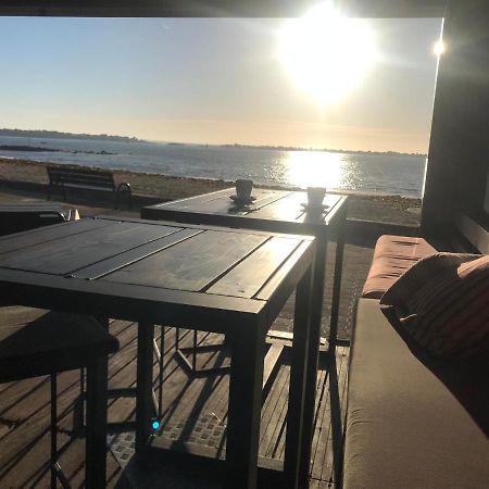 Tout A Pied ! T2 25M2 - Parking Prive - Wifi Appartement Larmor-Plage Buitenkant foto