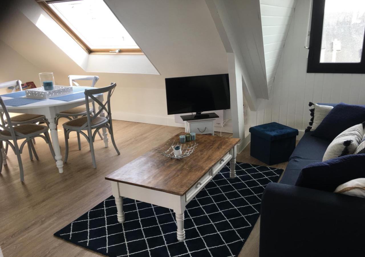 Tout A Pied ! T2 25M2 - Parking Prive - Wifi Appartement Larmor-Plage Buitenkant foto