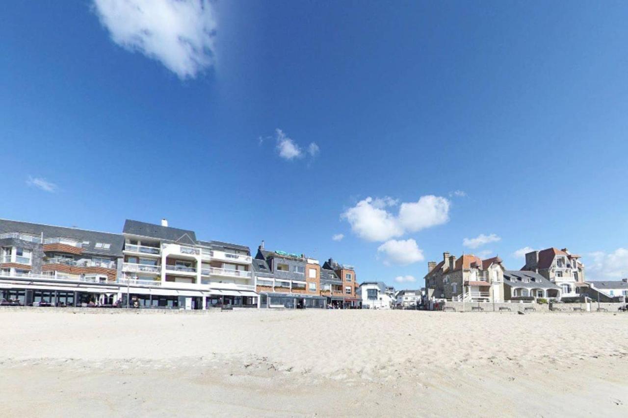 Tout A Pied ! T2 25M2 - Parking Prive - Wifi Appartement Larmor-Plage Buitenkant foto